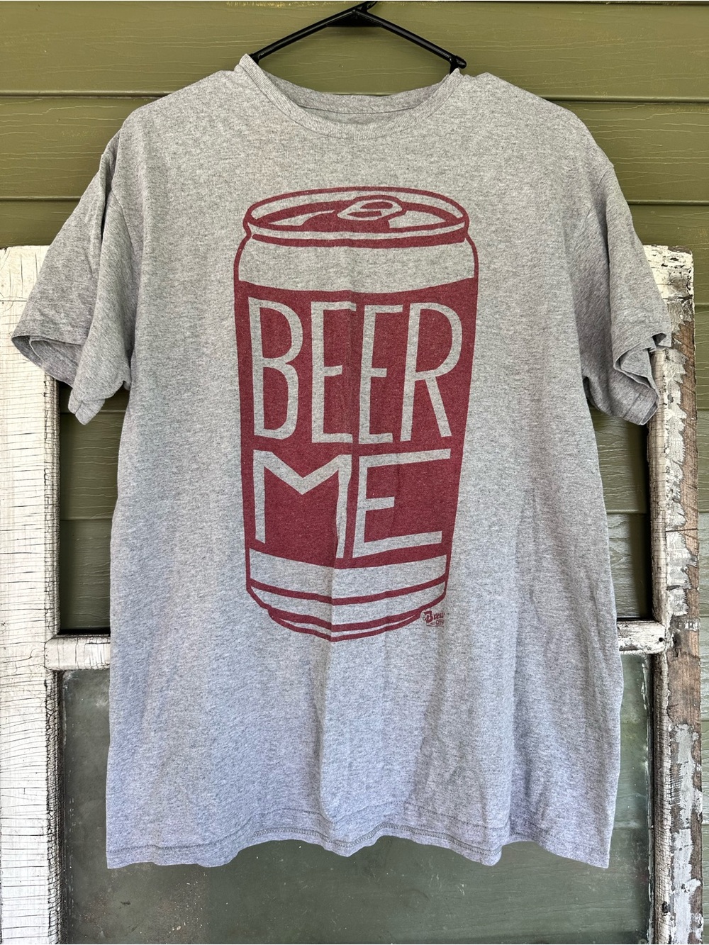 Men's Gray Graphic Tee with Maroon 'Beer Me' Print